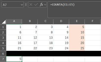 A1からE5まで数字が入っており、COUNTA関数でE1からE5の空白でないセルの数がカウントされ5と返されている