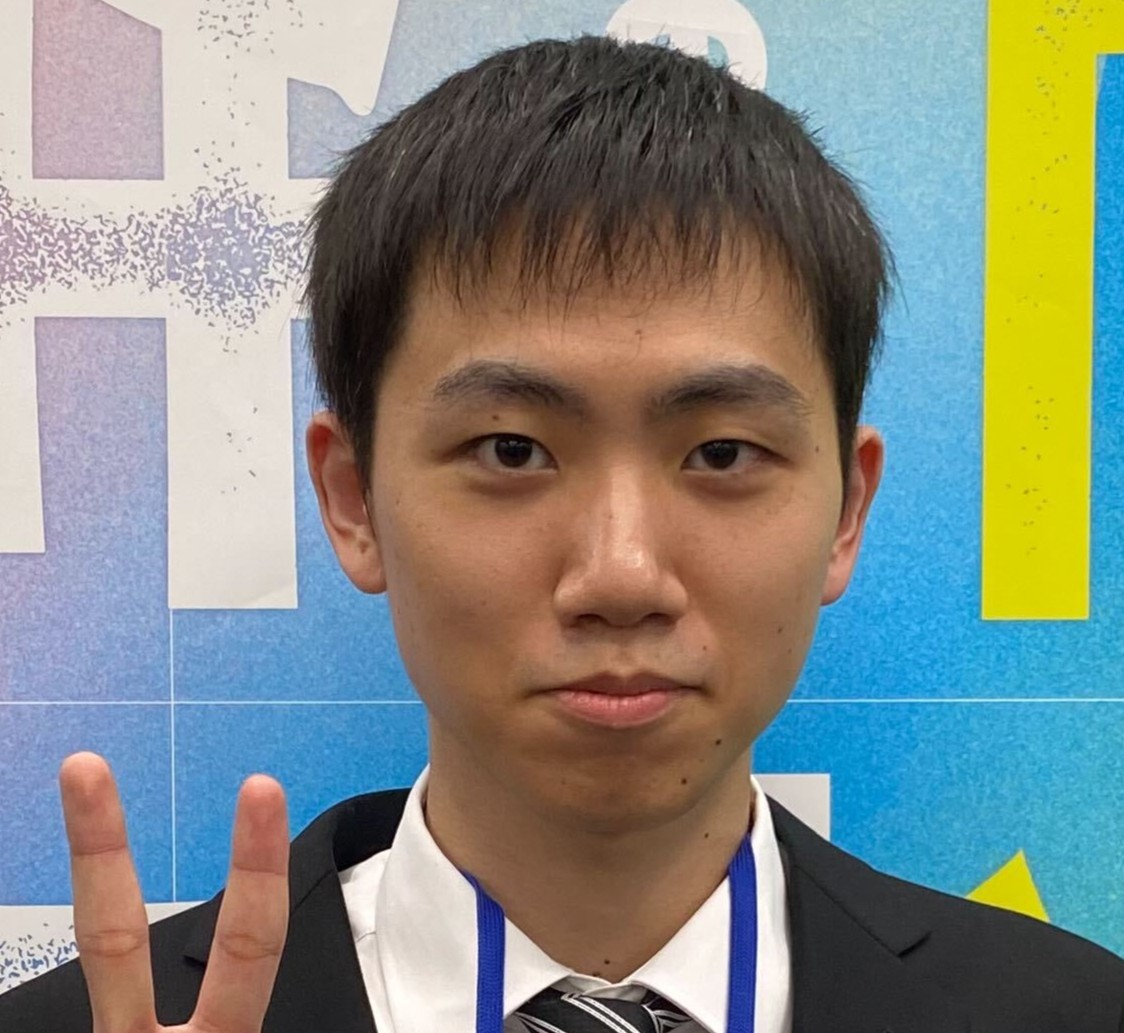 山際 涼太